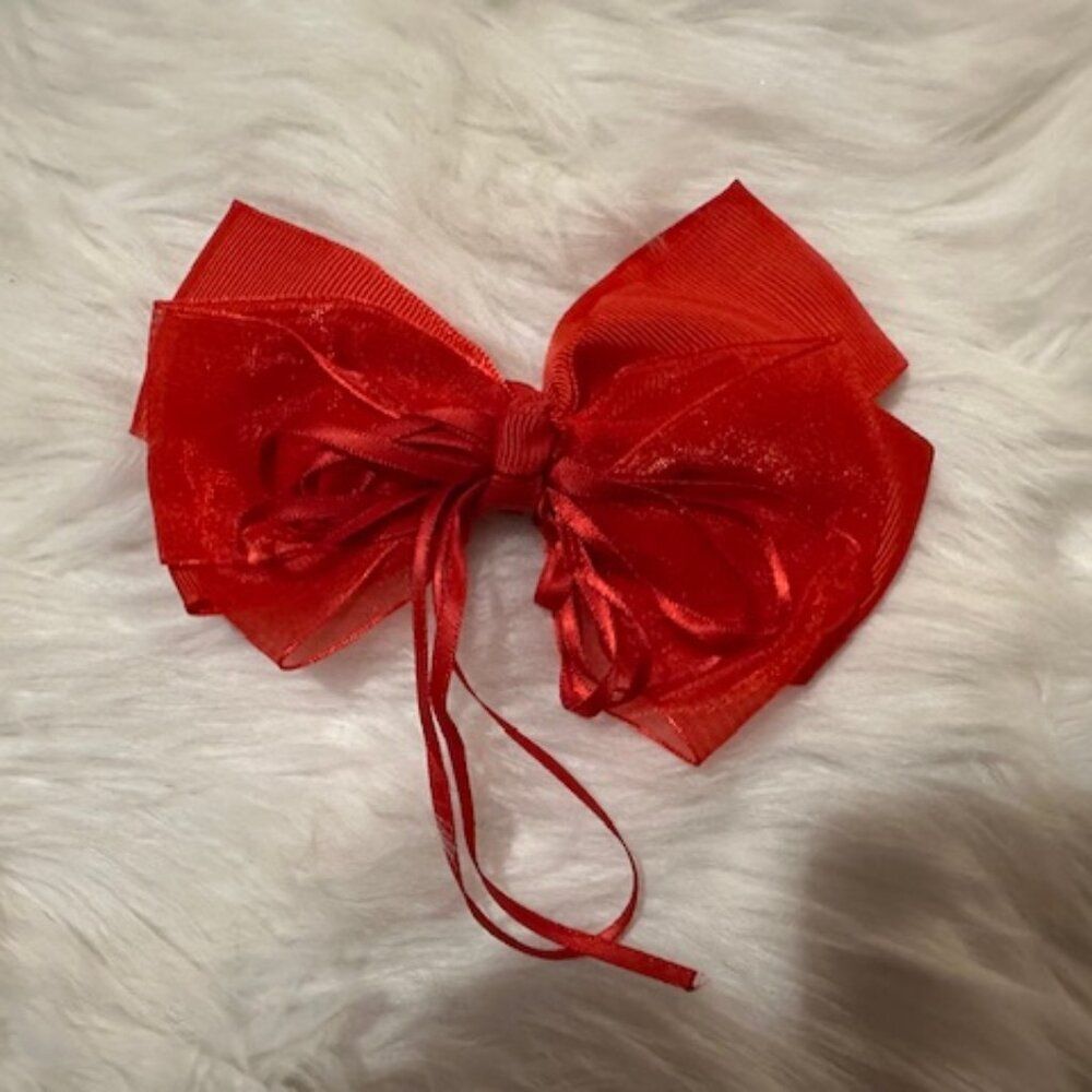 Red 6" Boutique Bow with small center tails 4B2364 handmade Boutique NWT